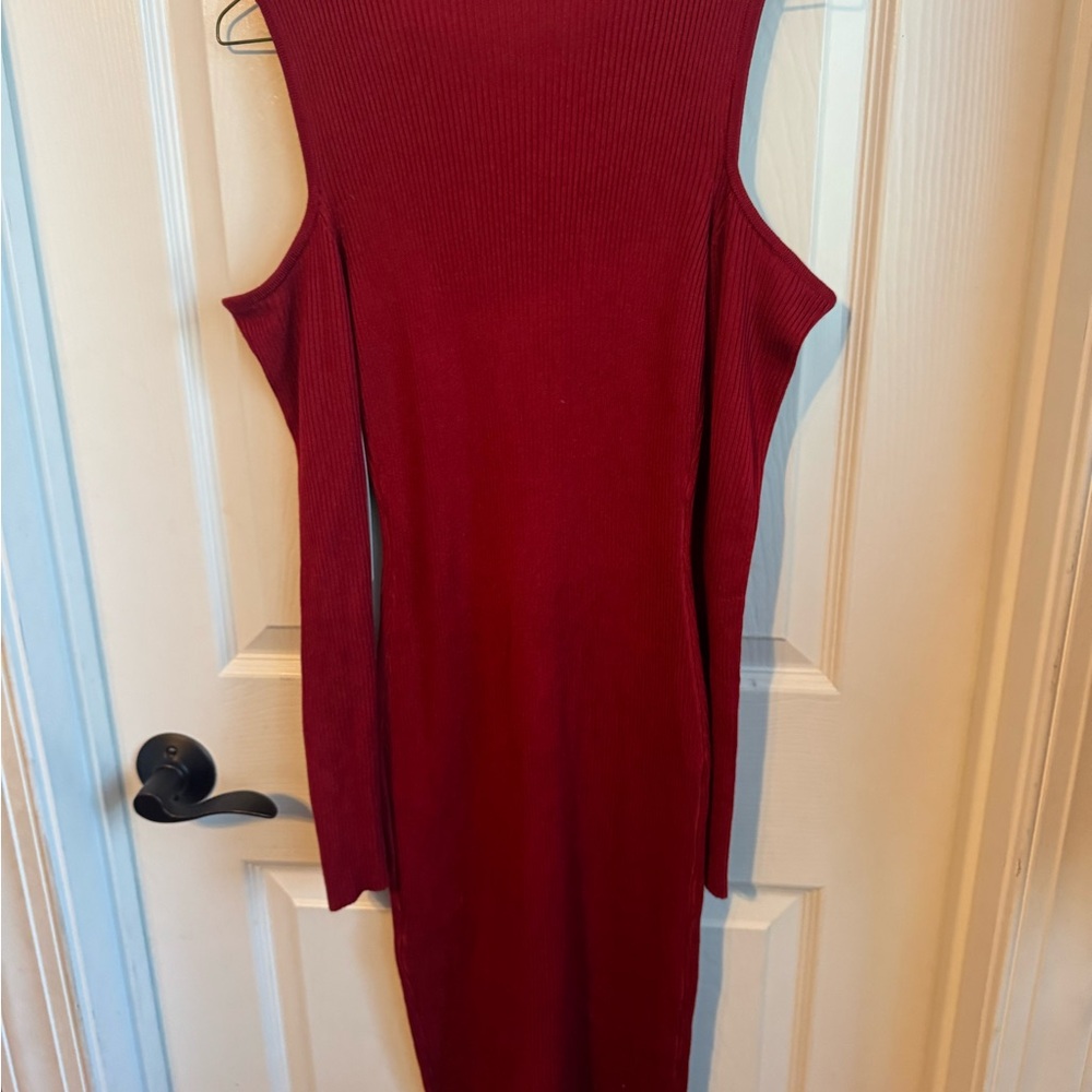 Madden Girl Sleeveless‎ Burgundy Midi Dress - Picture 6 of 6